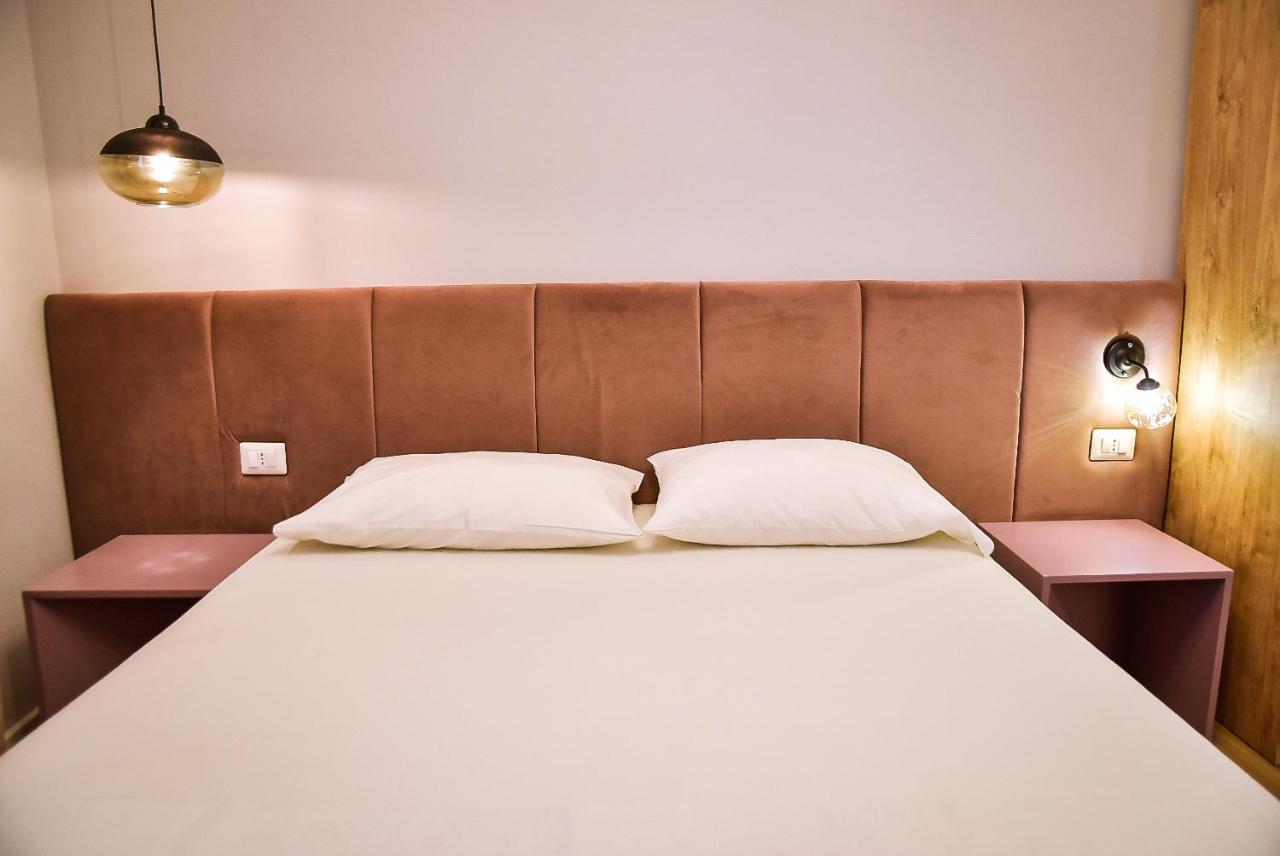 Hotel Jurgen Rinas Ngoại thất bức ảnh