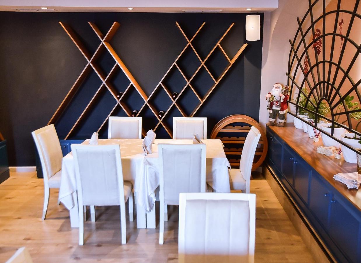 Hotel Jurgen Rinas Ngoại thất bức ảnh