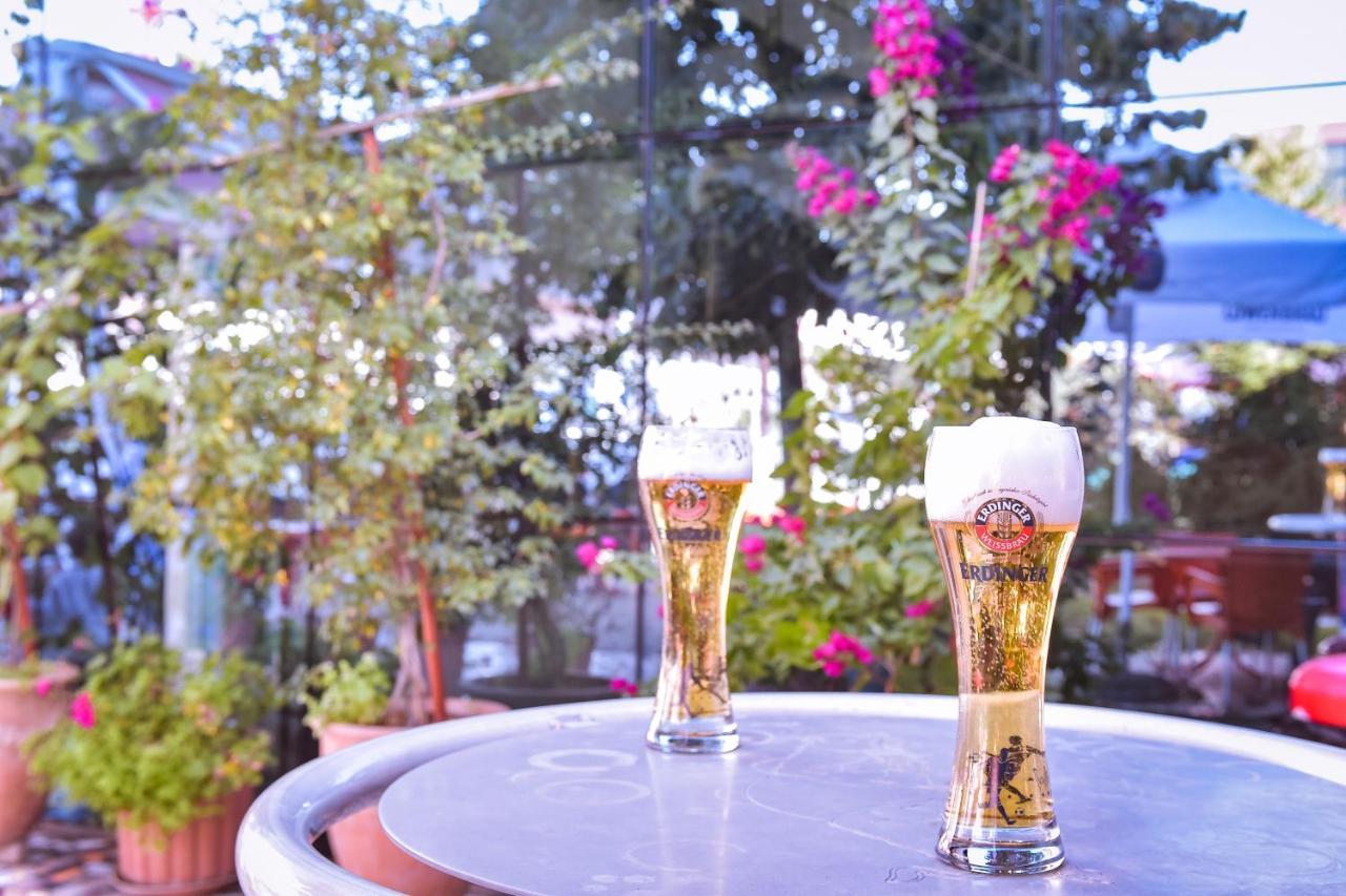 Hotel Jurgen Rinas Ngoại thất bức ảnh