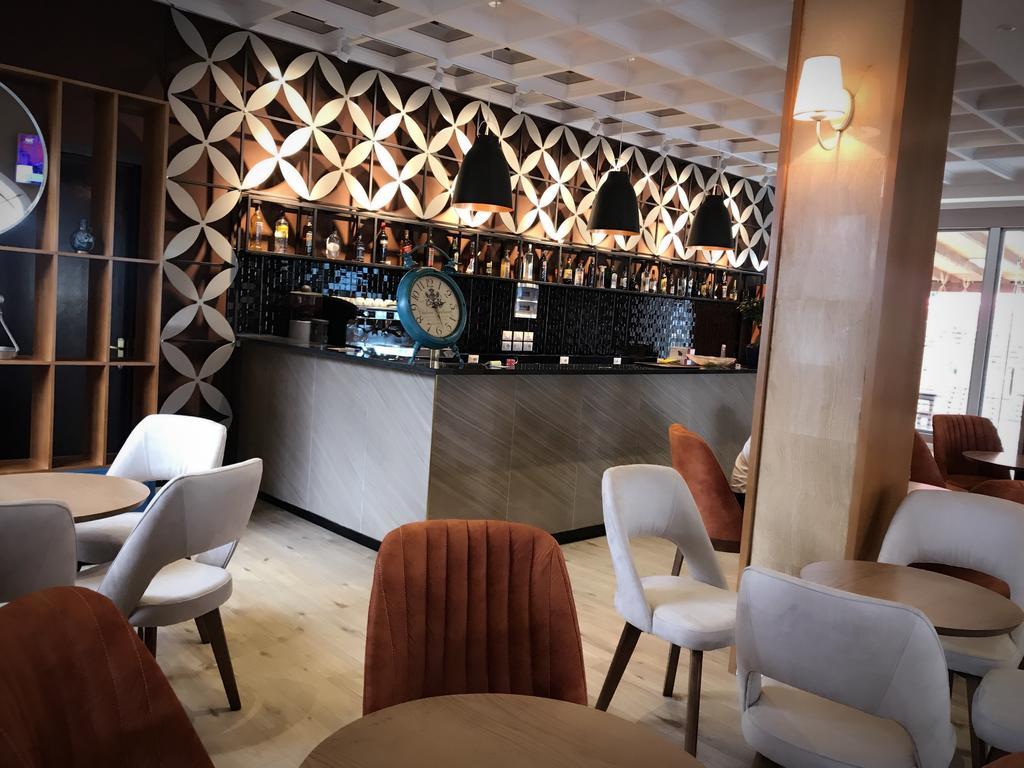 Hotel Jurgen Rinas Ngoại thất bức ảnh